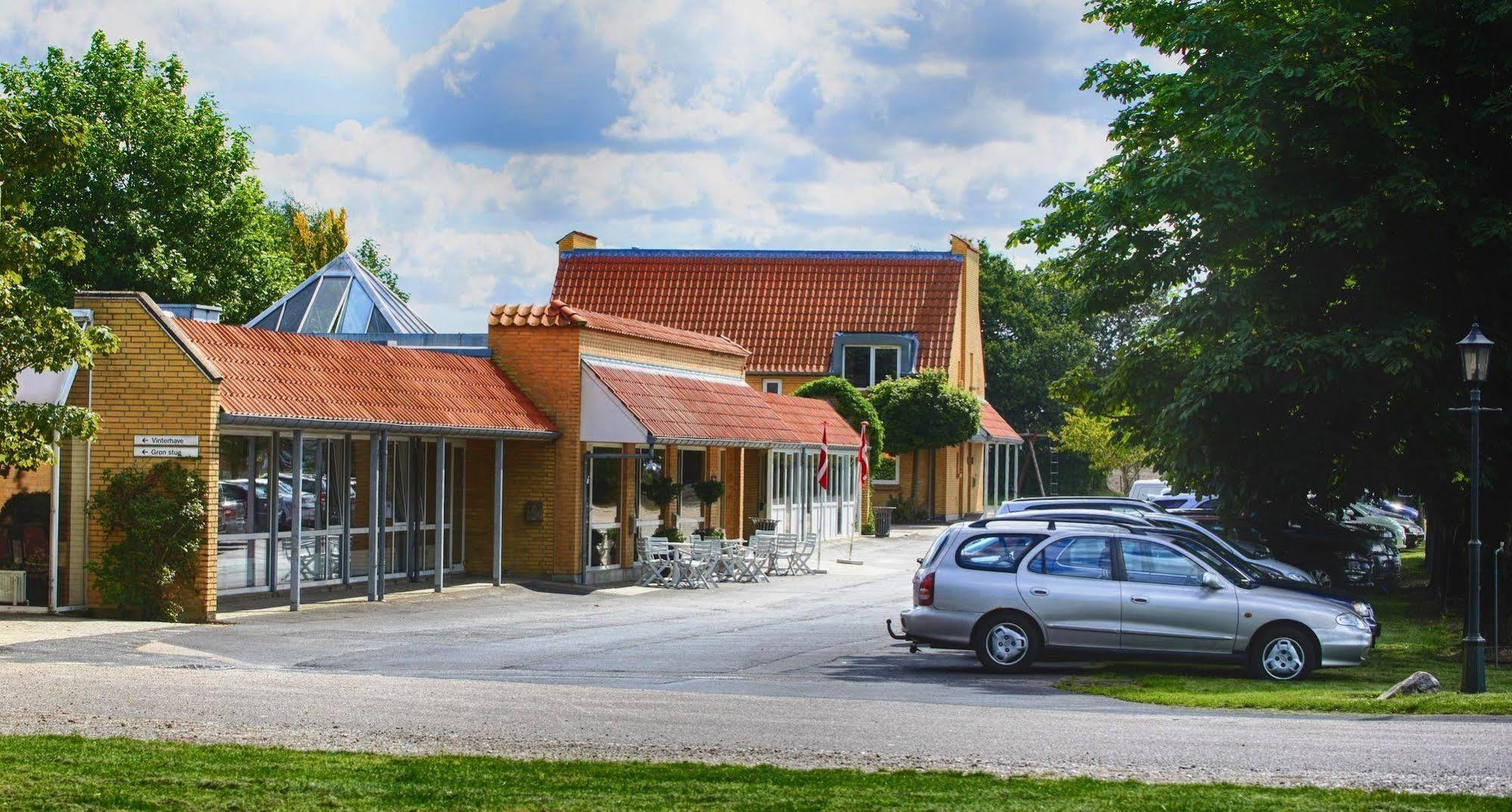 Fjelsted Skov Hotel & Konference Ejby  Εξωτερικό φωτογραφία